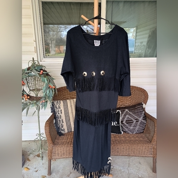 411 Sportswear Dresses & Skirts - Vintage Set 411 Sportswear Black Fringe Top and Skirt with Button Accents_Med